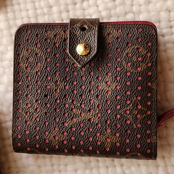 Louis Vuitton Accessories - Vintage Louis Vuitton Monogram Perforation Wallet, 2006 season